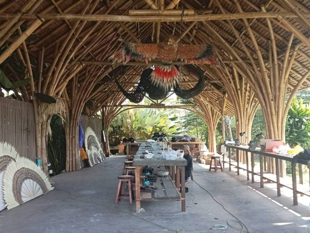 Alas-Arum-Silver-Class-2312