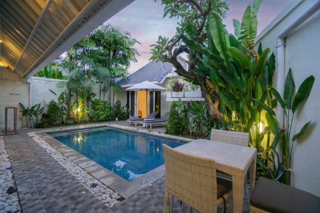 Sanur villa with private pool outdoor seating