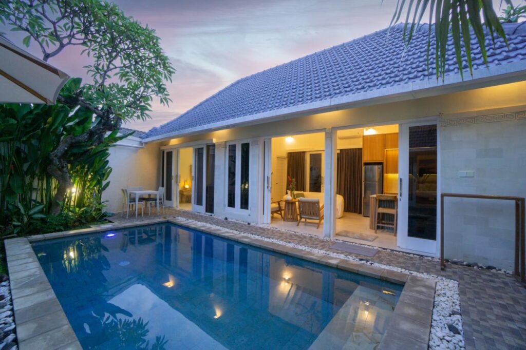 Sanur villa with private pool living area
