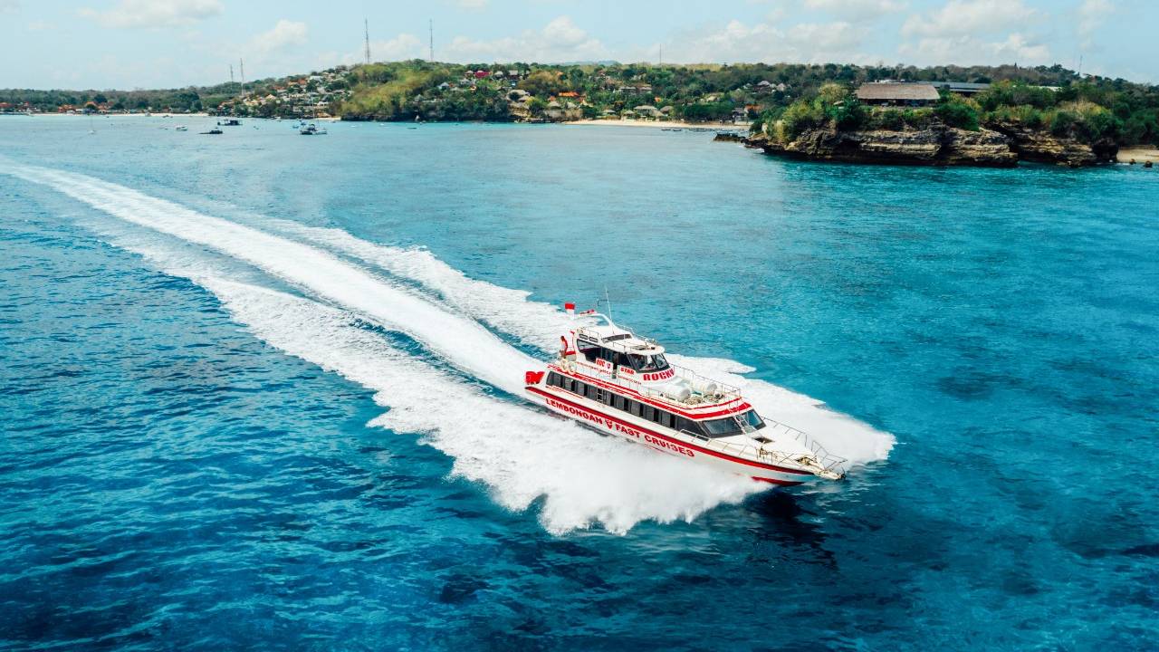 rocky-fast-boat-61
